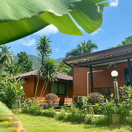 Guesthouse 88 Пханг-Нга Екстер'єр фото