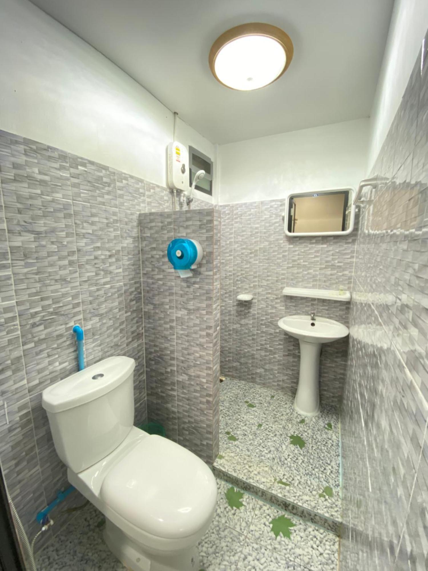 Guesthouse 88 Пханг-Нга Екстер'єр фото